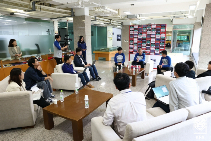 '마이웨이' 클린스만 감독 "손흥민 김민재, 로테이션 안한다, 업무 스타…