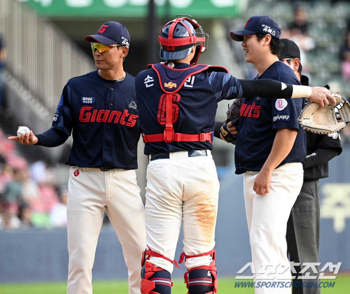 지면 5강 탈락 롯데 "오늘은 아니야"  '항저우 스타' 윤동희 1타점+…