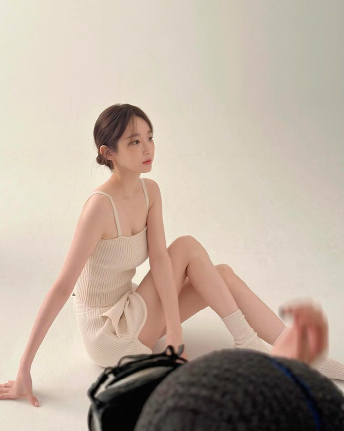"뭐가 이렇게 완벽해"…강민경, 미모에 볼륨 몸매까지 '女神 등장'
