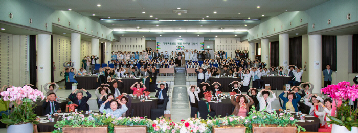 이대목동병원 개원 30주년 기념식 개최…"다가올 변화 기민하게 대처"