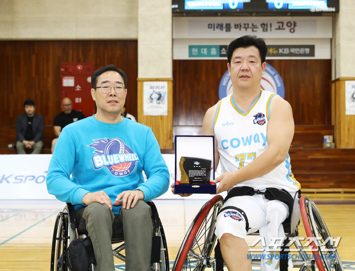 '굿바이 레전드' 강희준 코웨이블루휠스 플레잉코치,따뜻한 성원 속에 27…