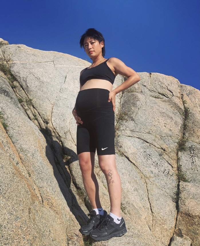 ‘윤세영♥’ 박희본, 결혼 7년 만에 엄마 됐다..“중년 노산의 임신과 …