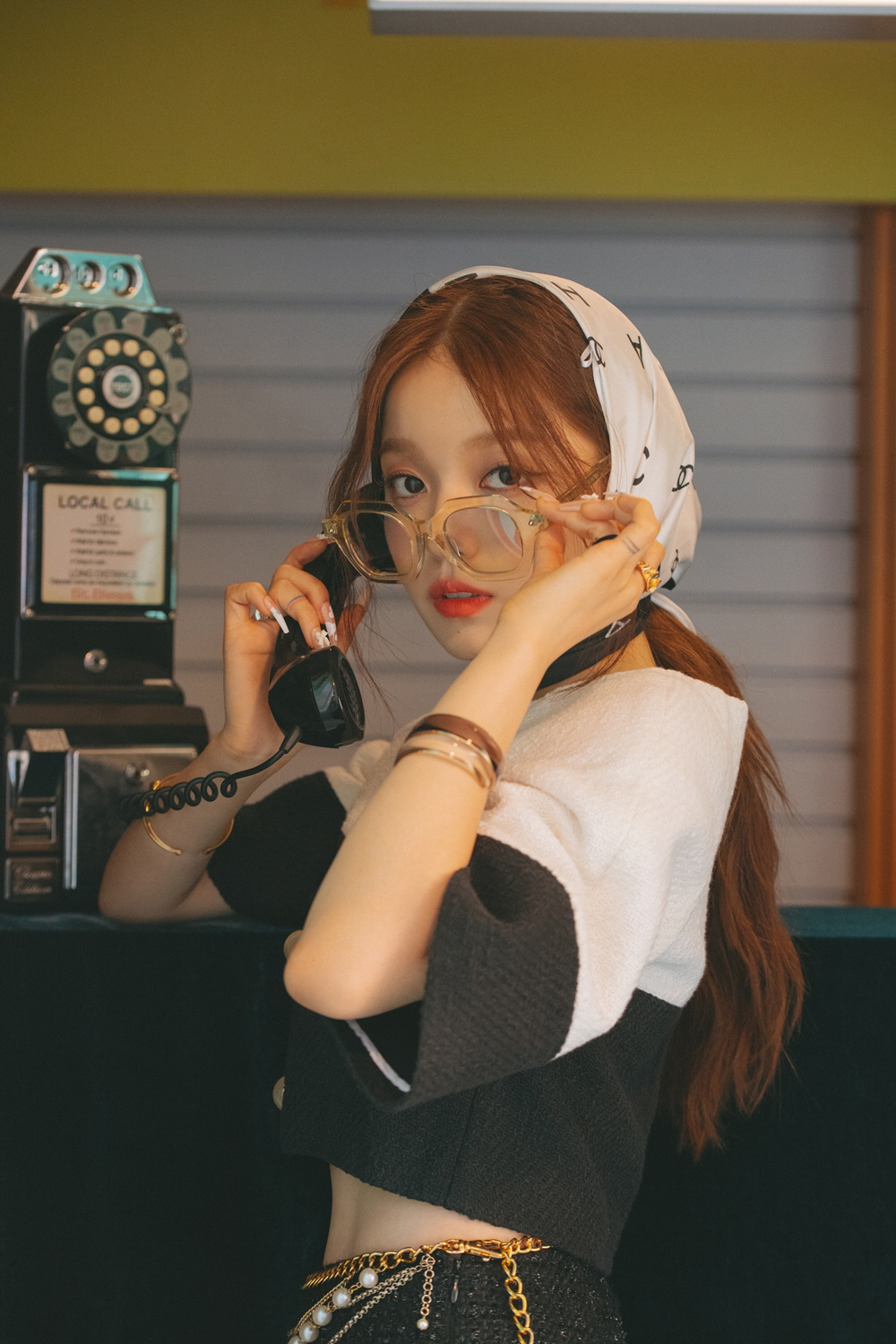 로시, 신승훈 사단 '썸띵 캐주얼' 컴백…'로블리' 매력