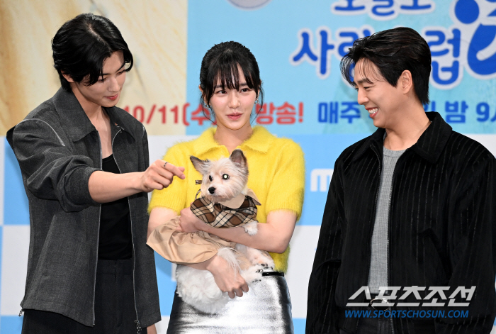 [SC현장]"제목처럼 사랑스러운"…'사랑스럽개' 차은우x박규영x이현우, …