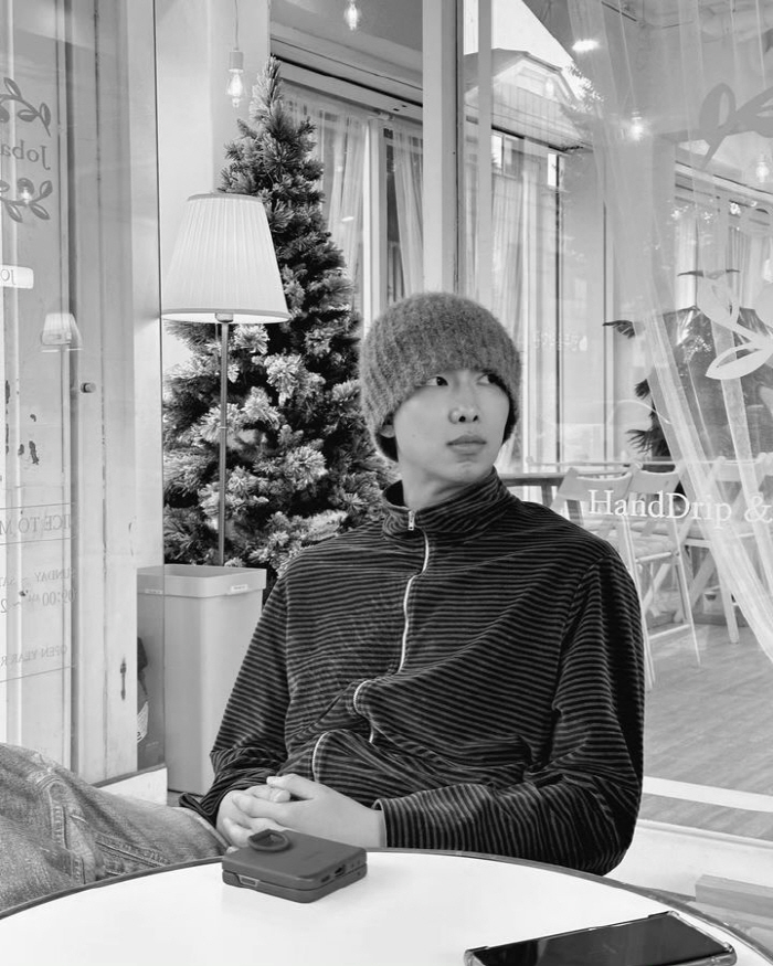 BTS RM "여자친구? 진짜 없어…너무 힘들고 지쳤다"