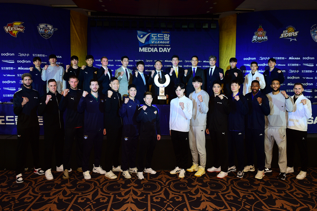 4연속 통합우승 도전 역사? "전력 평준화" 이구동성, AG 참사는 잊어…