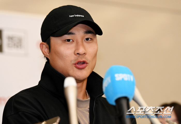 [인천공항 현장] 김하성 "ML 진출 앞둔 이정후, 이미 완성형...조언…