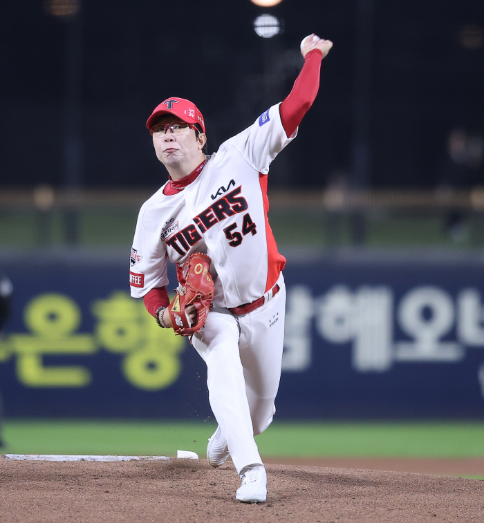 '양현종 8이닝 무실점→KBO 최초 9년 연속 160이닝 달성' 벼랑 끝…