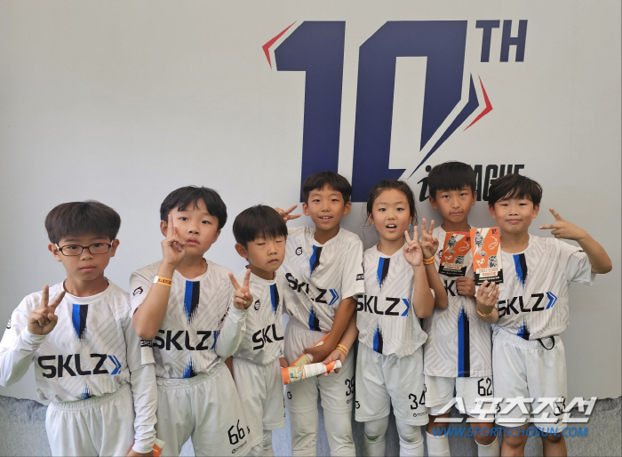 "'해트트릭'가평 축구소녀의 꿈★" i리그 10주년,풀뿌리의 희망을 봤다