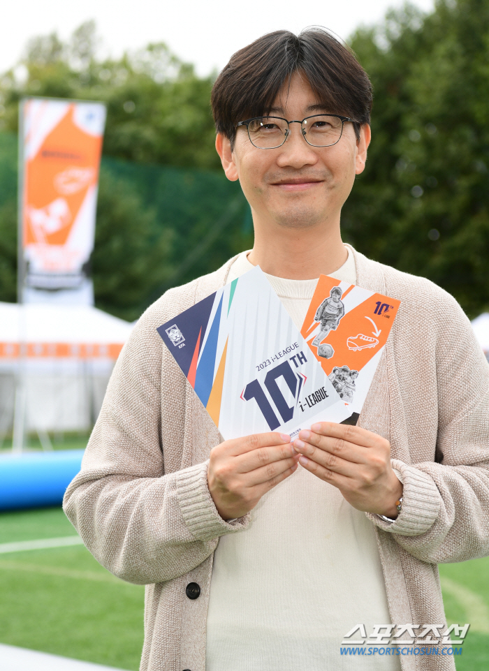"'해트트릭'가평 축구소녀의 꿈★" i리그 10주년,풀뿌리의 희망을 봤다
