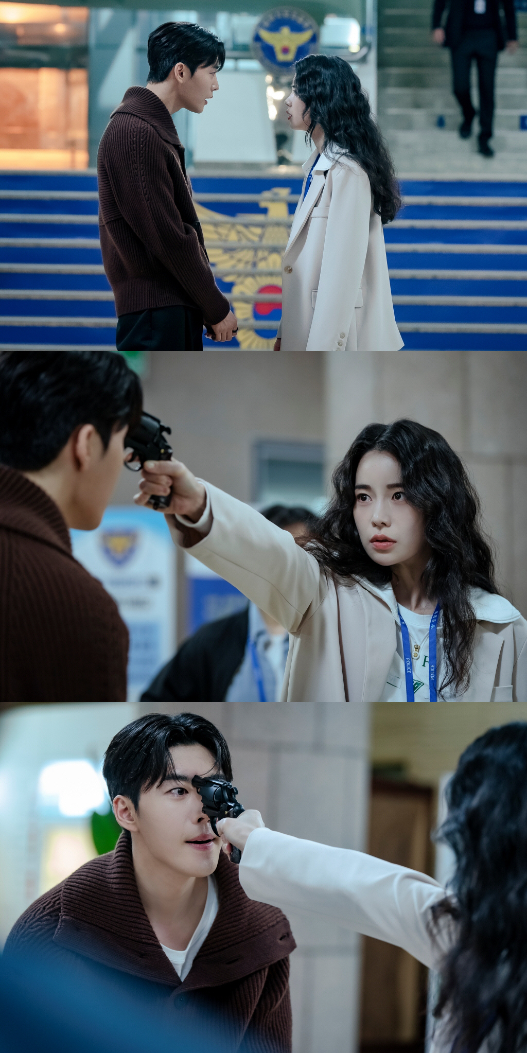 임지연, 김권에 총 겨눴다…날 선 대치 '긴장감 팽팽' ('국민사형투표'…