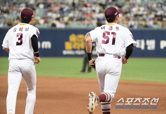 "정후야 고마웠어" 눈물 흘린 히어로즈 작별식, 슬프지만 선물은 최소 1…