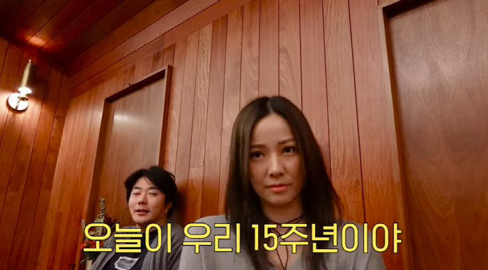 권상우♥손태영 결혼 15주년 美 맨해튼 데이트 "子 룩희 좋은 대학가면.…