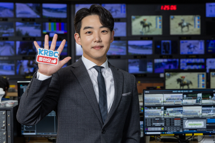 [경마] '누구나 재밌게 즐기는 경마 중계가 목표' 한국마사회 신예, 정…