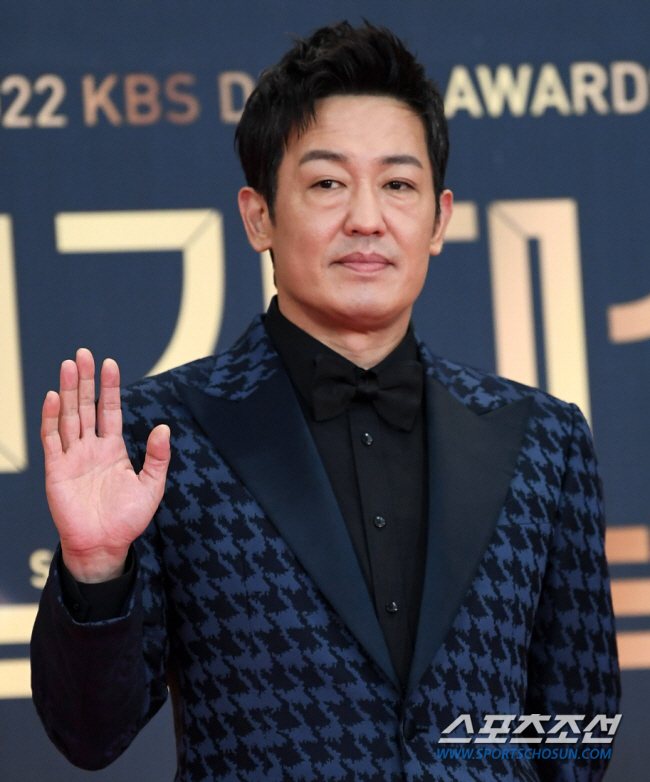 허성태 "LG전자→대우조선 출신..적성 맞지 않아 괴로움에 다한증도 생겨…