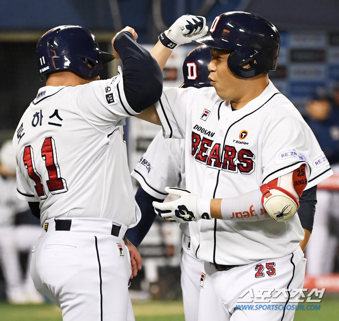 선발 조기 강판 승부수&타선 대폭발…두산, '공동 3위→4위' NC 0.…