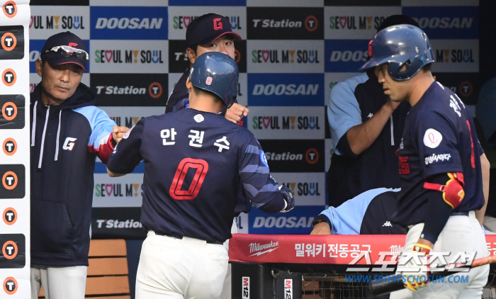 부산 홈 팬들 앞에서 뜨거운 눈물…안권수 "(김)민석이, (윤)동희가 그…