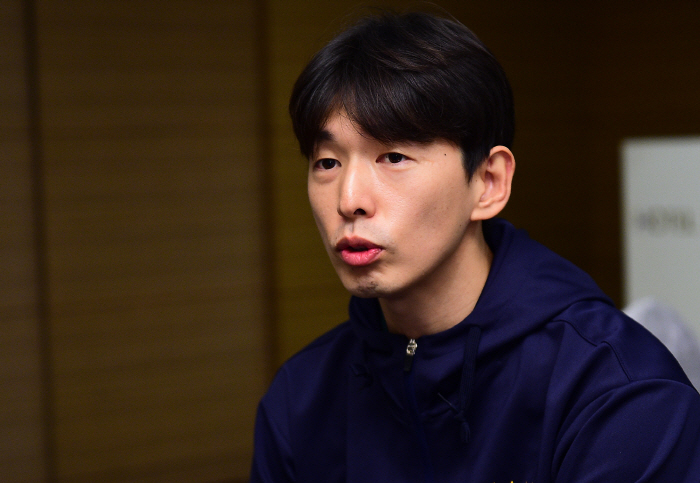 "실천없이 판단은 안 돼, 다 바뀌어야 한다"…굴욕의 항저우, 야전사령관…