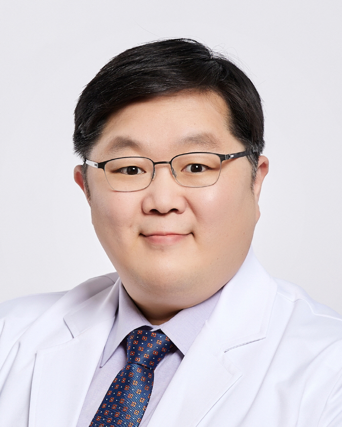 '여드름 치료' 유튜브 164개 영상보니…신뢰성과 품질 평가 "중대 결함…
