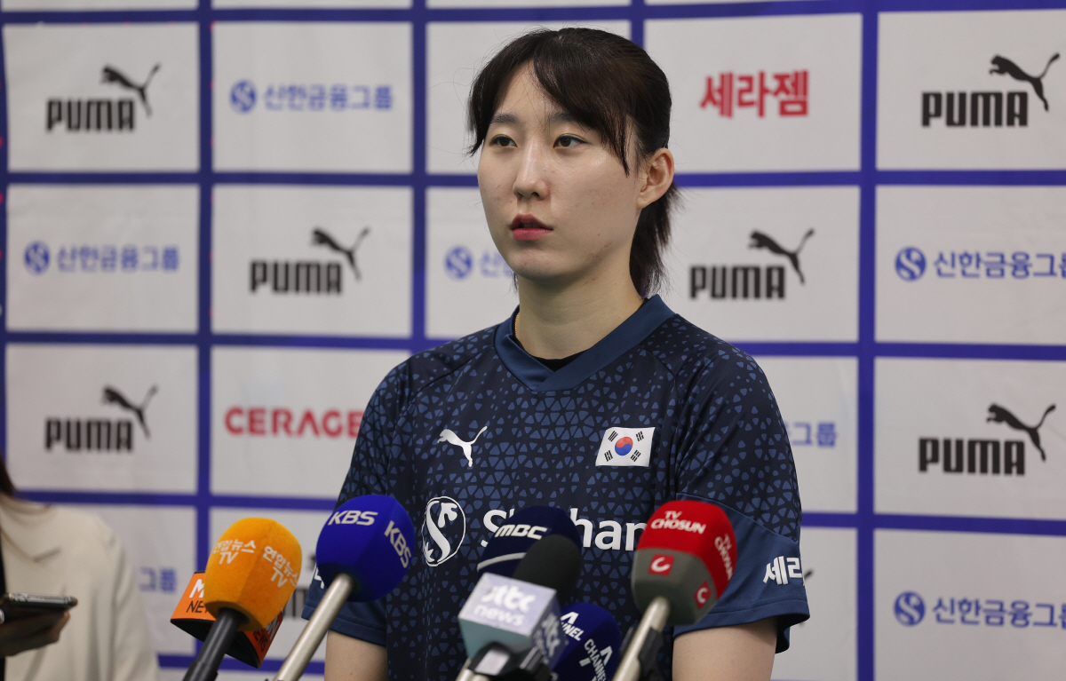 AG 노메달 아쉬움…캡틴 박정아 "다시 하면 잘할 수 있을까?"[현장 인…