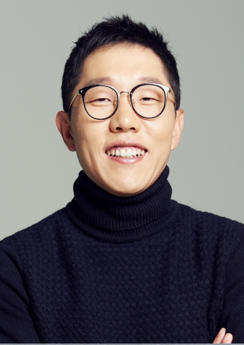 김제동, 3년만에 예능컴백…헌팅포차서 MZ '플러팅'으로 강렬 포문('성…