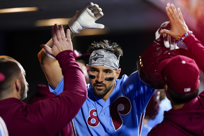 MLB 가을야구서 100승팀 모조리 탈락했다! 하퍼의 필리스, 챔피언십 …
