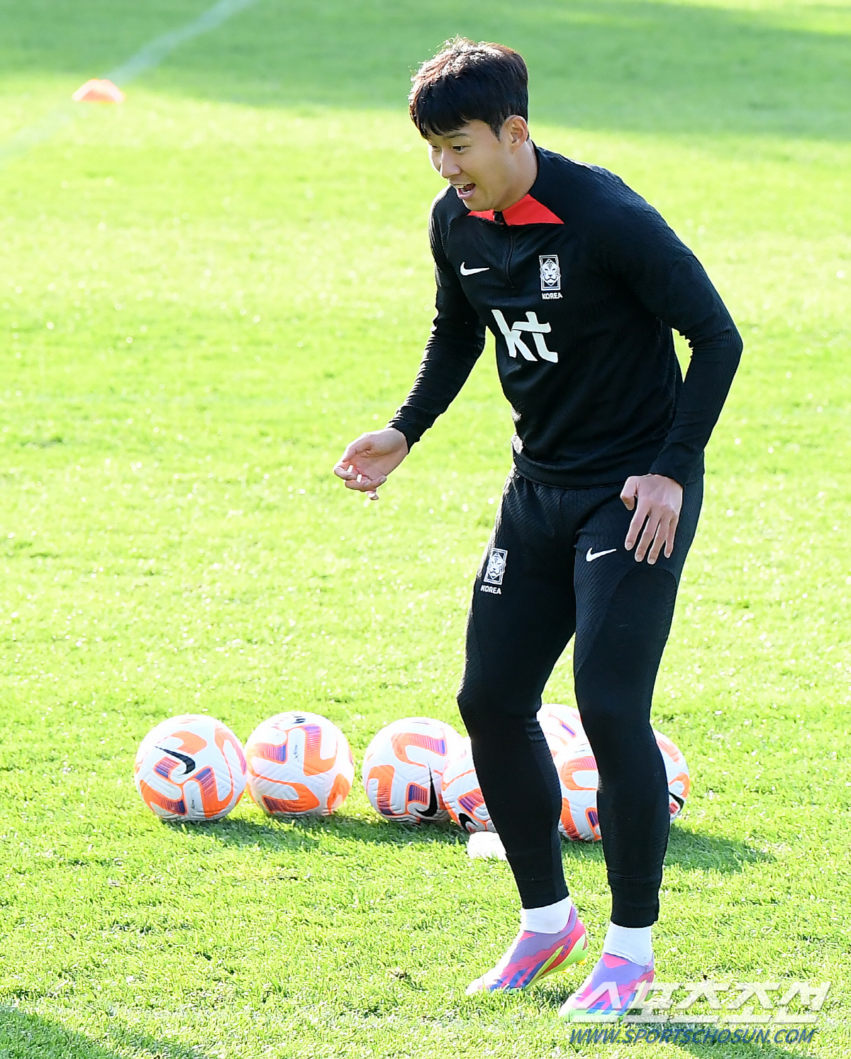 '혹사 논란' 손흥민 튀니지전 벤치 스타트, 'AG 金' 이강인-황희찬-…