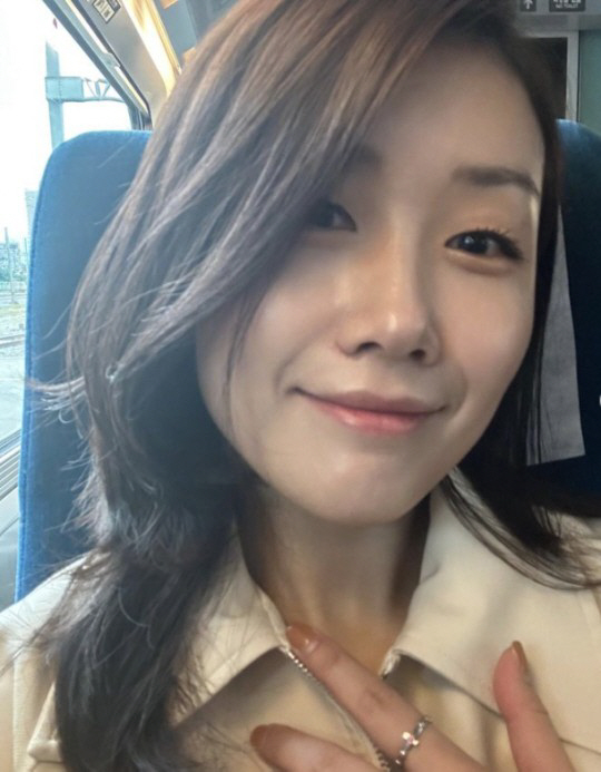 '피소 위기' 16기 영숙 "유튜브 채널 열었어요!"…팬 관리에 열중