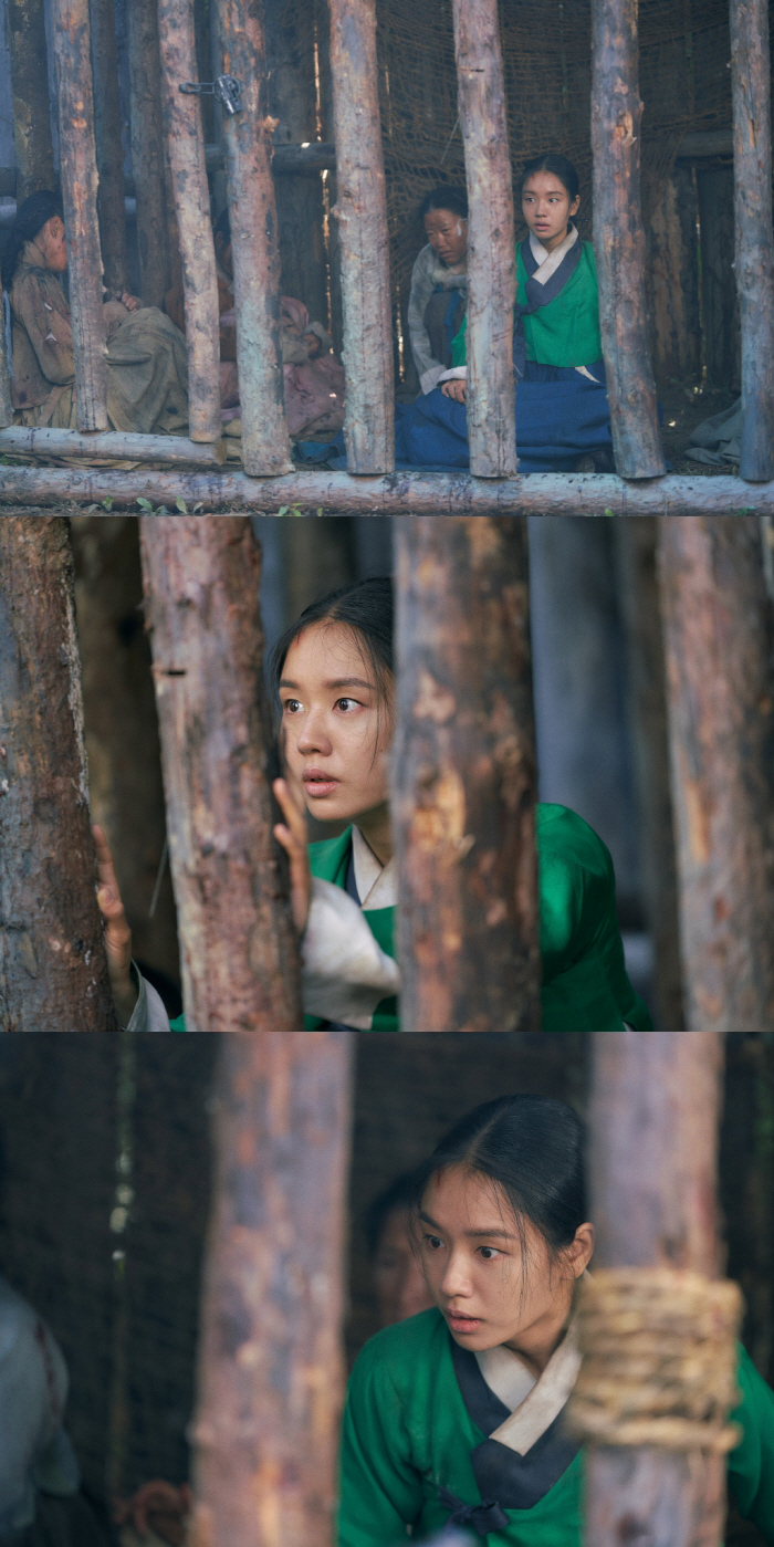 '연인' 갇혀버린 안은진, 위기 속 단호한 눈빛…처절한 열연 예고