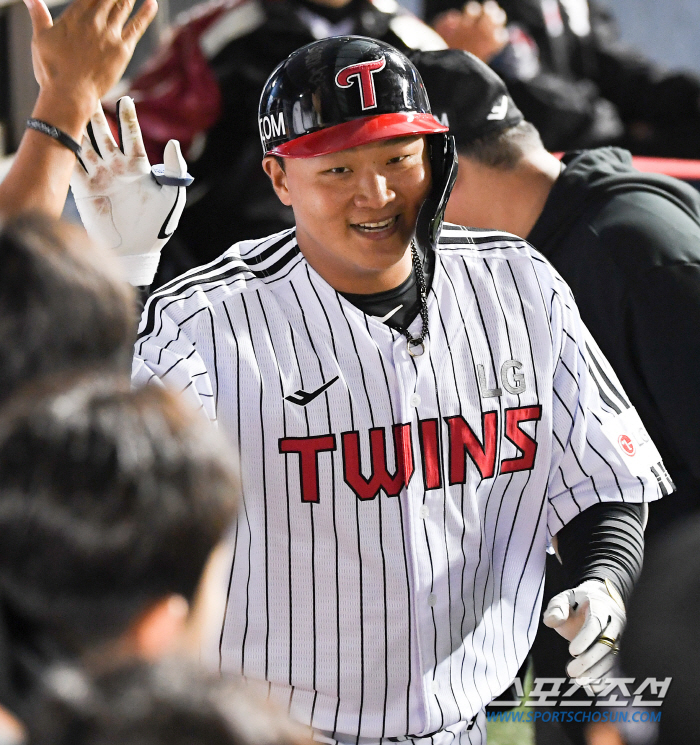 '143일 만에 터진 잠실 빅보이' 8회말 동점포 터뜨리며 존재감 드러낸…