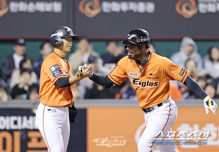 지난해 100패를 걱정했는데…탈꼴찌에 4년 만에 승률 4할 복귀, 최원호…