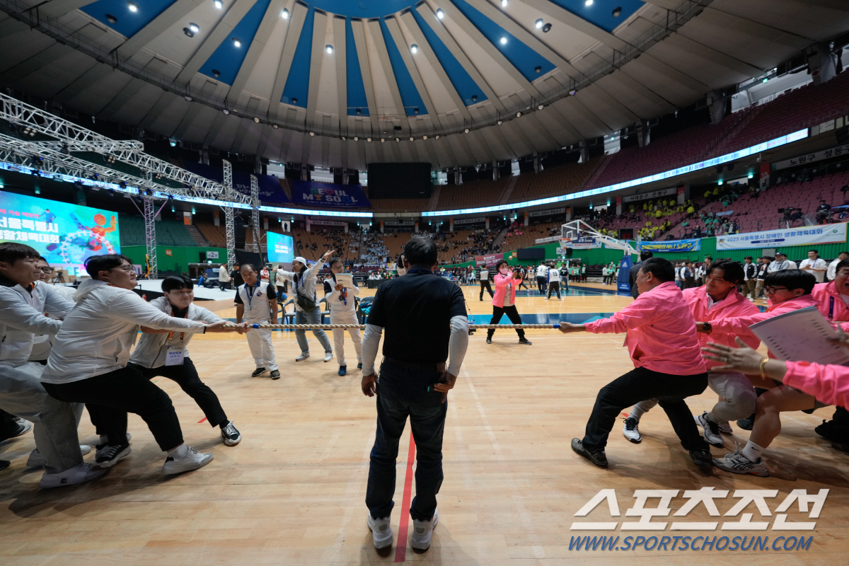 서울 장애인생활체육인 5000명 잠실벌 대축제! '서울1강'노원구 6연패…