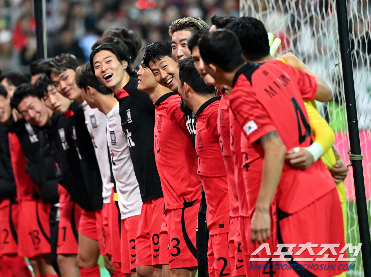 '야유'에 화들짝 클린스만, 손흥민 휴식은 '신선한 판단'…'두 수 아래…