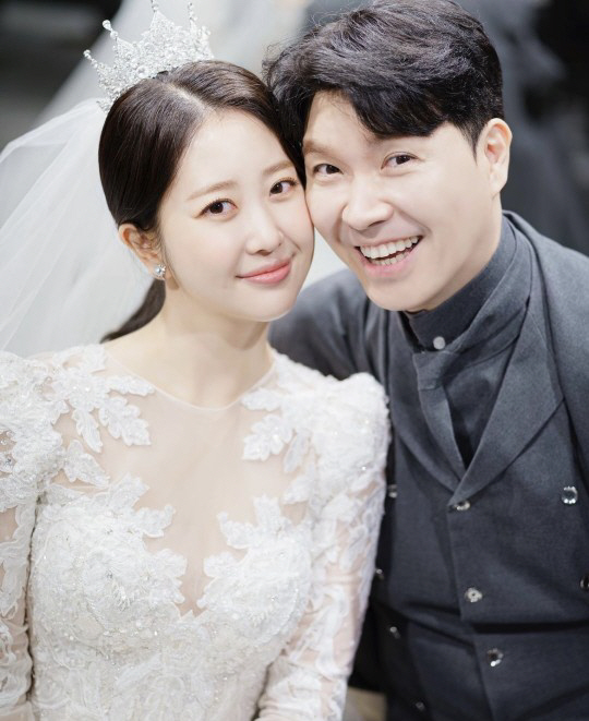 "고아된 느낌" 박수홍 참담한 심경 안고 손헌수 결혼식 '눈물의 축사'[…