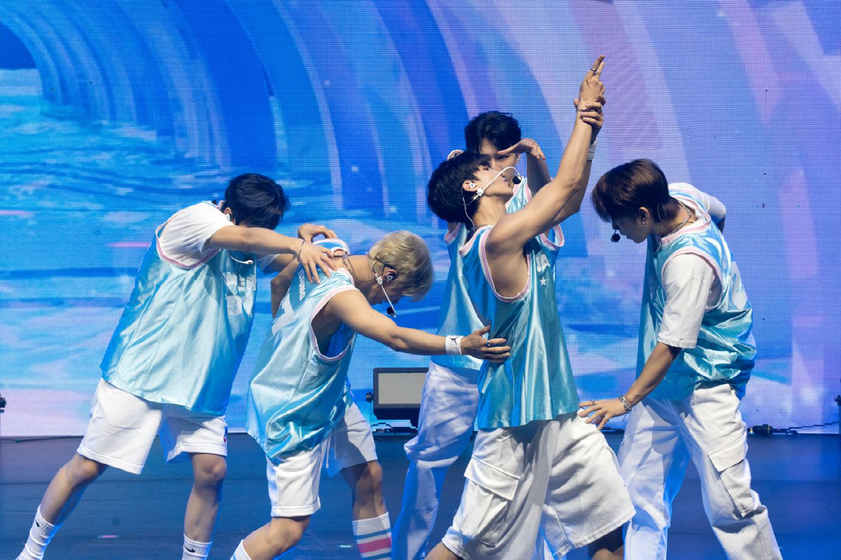 배너, 첫 팬콘서트 성료…매진에 팬사랑으로 보답한 '新 공연 장인'