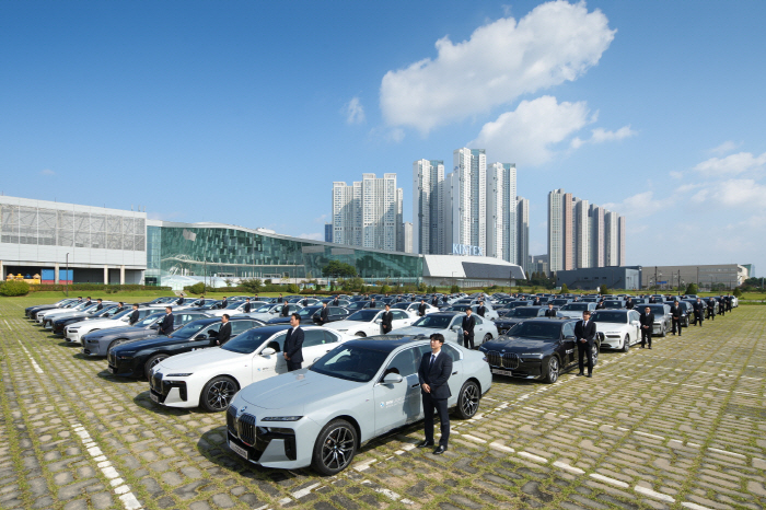 'BMW 레이디스 챔피언십' 7시리즈 차량 100여대 동원