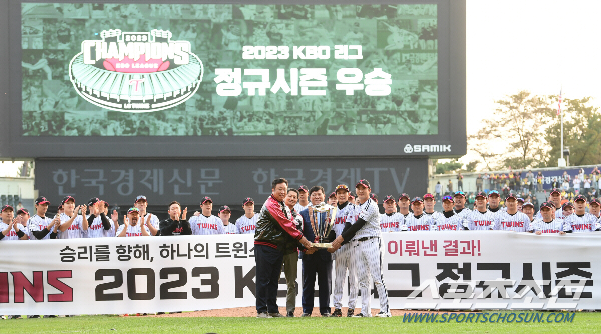 "야구하면서 처음 들은 이야기" '최고의 시즌' 우승 주역 토종 에이스의…