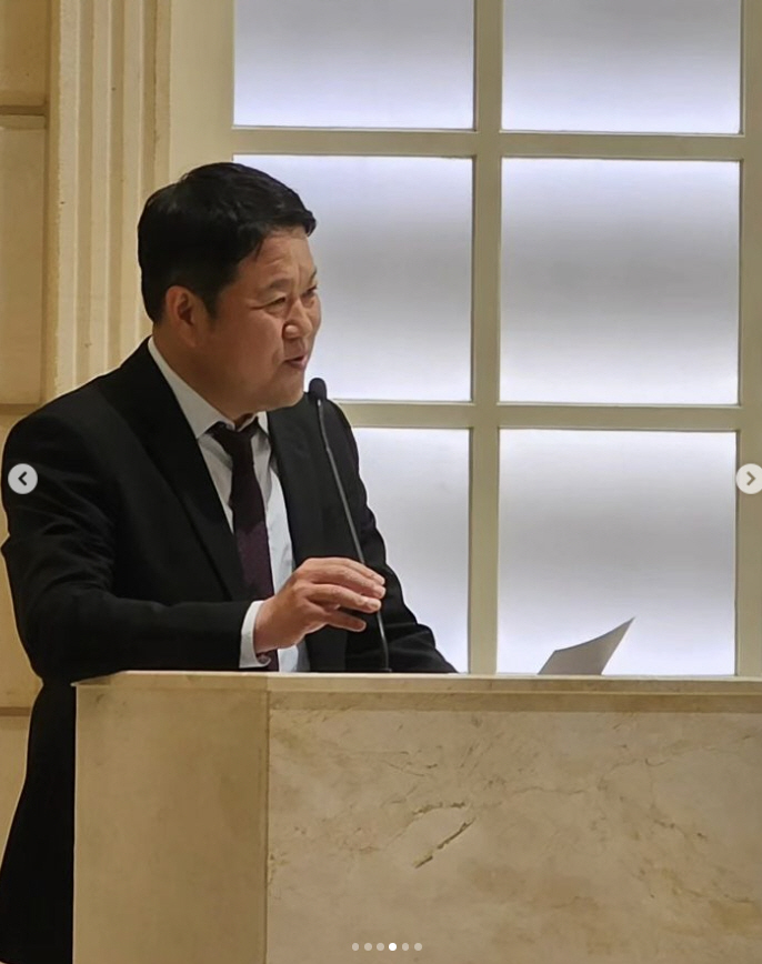 '49살' 임형준, 늦둥이 낳고 결혼식 올렸다..손석구 마동석 ★하객 총…