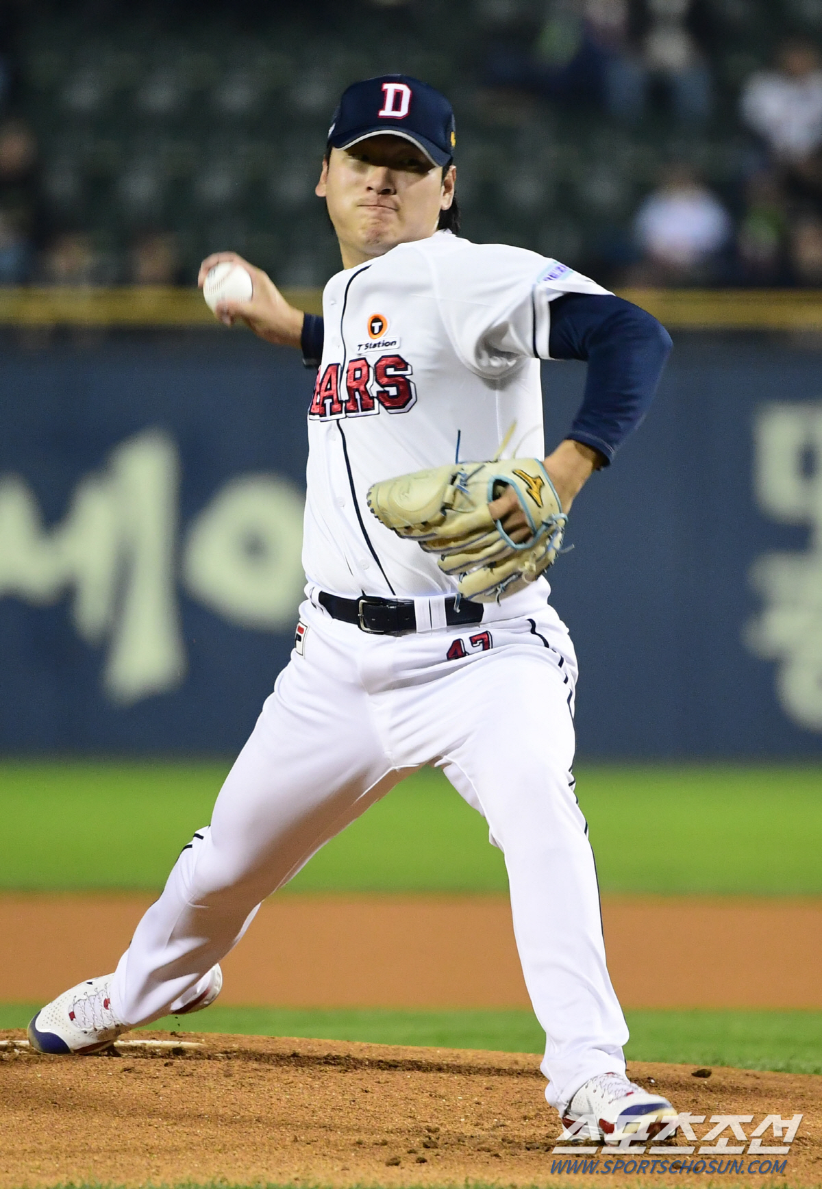 "곽빈, WC 1차전 선발 출격" 142G 치르고도 순위 미정. 국민타자…