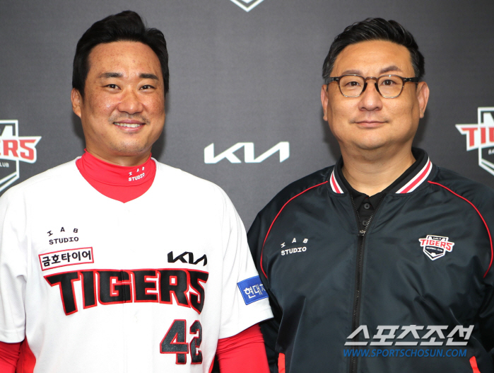 31세 4년 13억원→35세 3년 25억원. 양의지,강민호 백업→KIA …