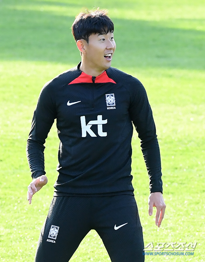 '유럽파 폼 미쳤다!' 한국, 손흥민-이강인-김민재-황희찬-정우영 릴레이…