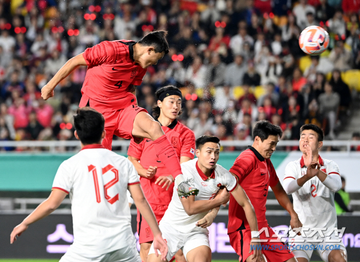 '유럽파 폼 미쳤다!' 한국, 손흥민-이강인-김민재-황희찬-정우영 릴레이…