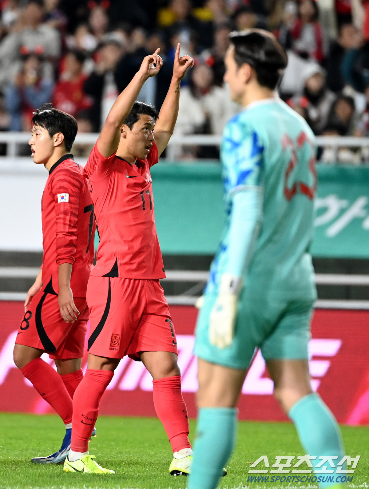 '유럽파 폼 미쳤다!' 한국, 손흥민-이강인-김민재-황희찬-정우영 릴레이…
