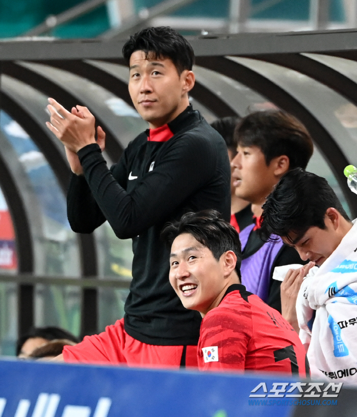 '유럽파 폼 미쳤다!' 한국, 손흥민-이강인-김민재-황희찬-정우영 릴레이…