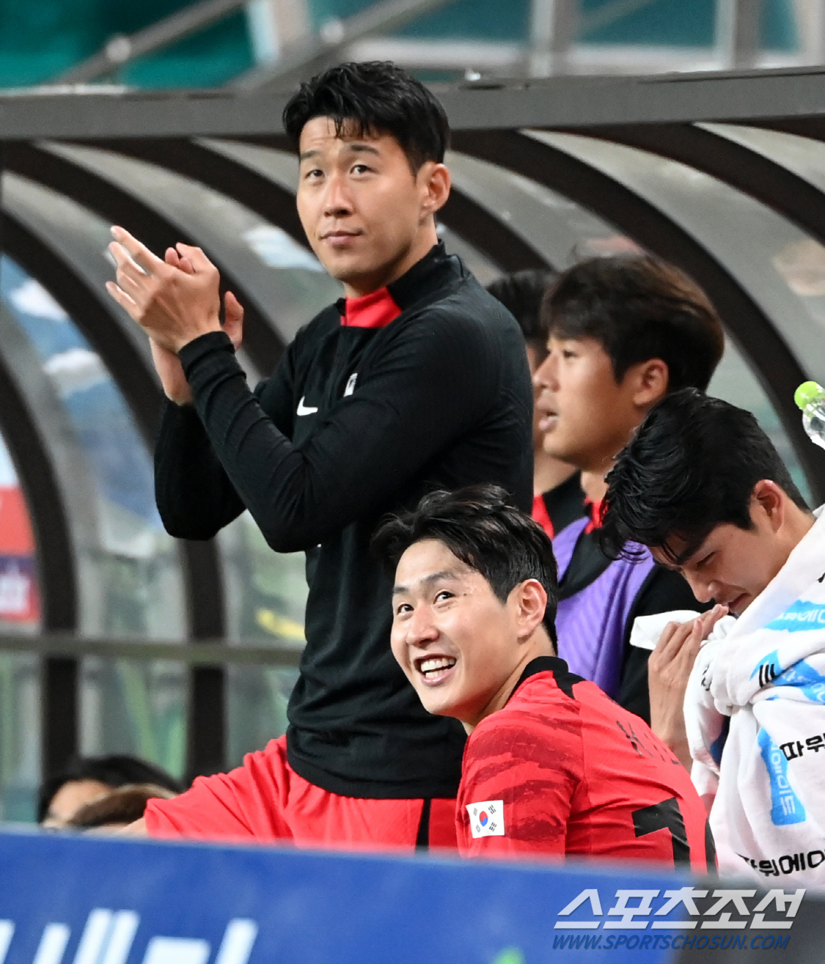 '유럽파 폼 미쳤다!' 한국, 손흥민-이강인-김민재-황희찬-정우영 릴레이…