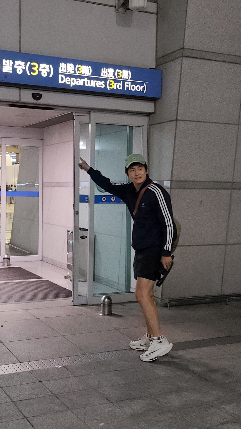 기안84, 아프리카 여행도 가방 달랑 하나.."마라톤보다 빡셀 듯"