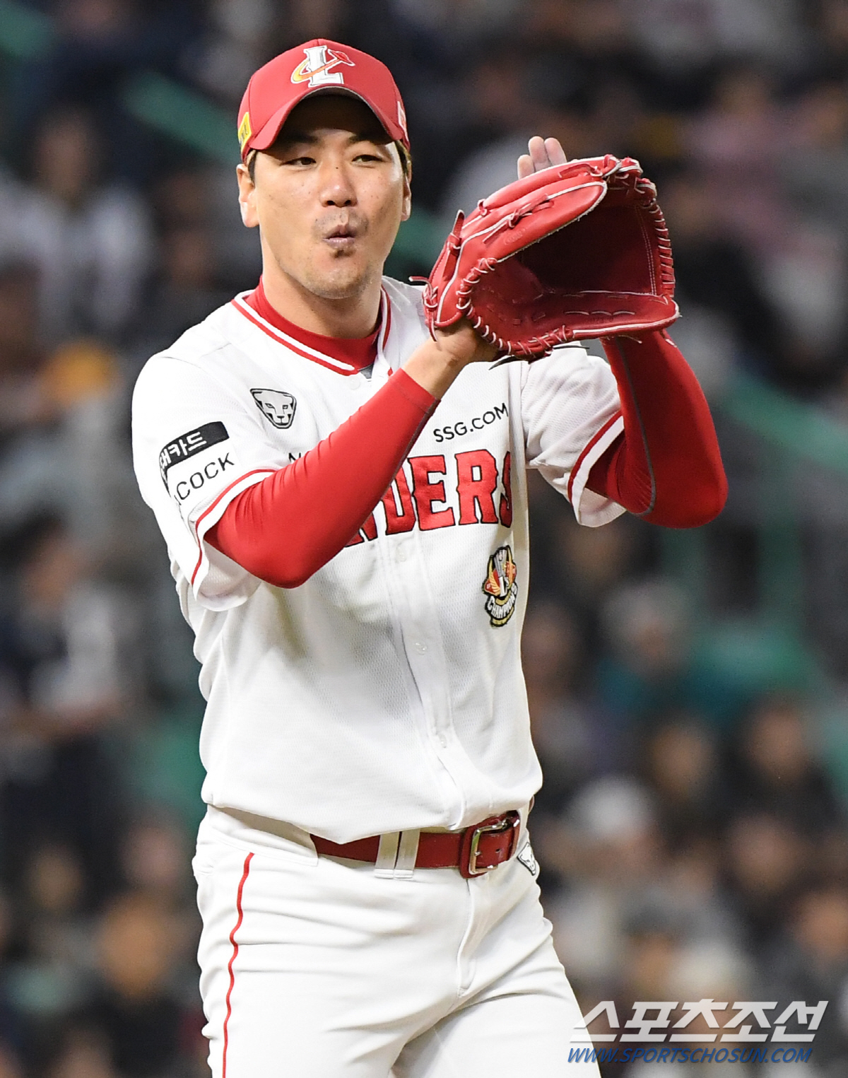 '한달전 6위→극적인 3위' SSG 최종전에서 두산 꺾고 준PO 직행 확…