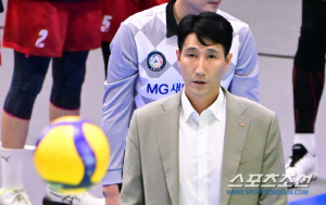 1,2세트 이기도고 역전패. 감독의 솔직 발언 