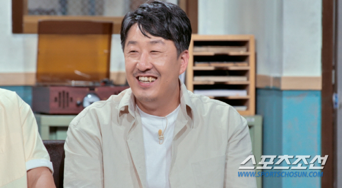 손석구 형이라고? '노안종결자' 현봉식, "고등학교 1학년 때부터 이 얼…