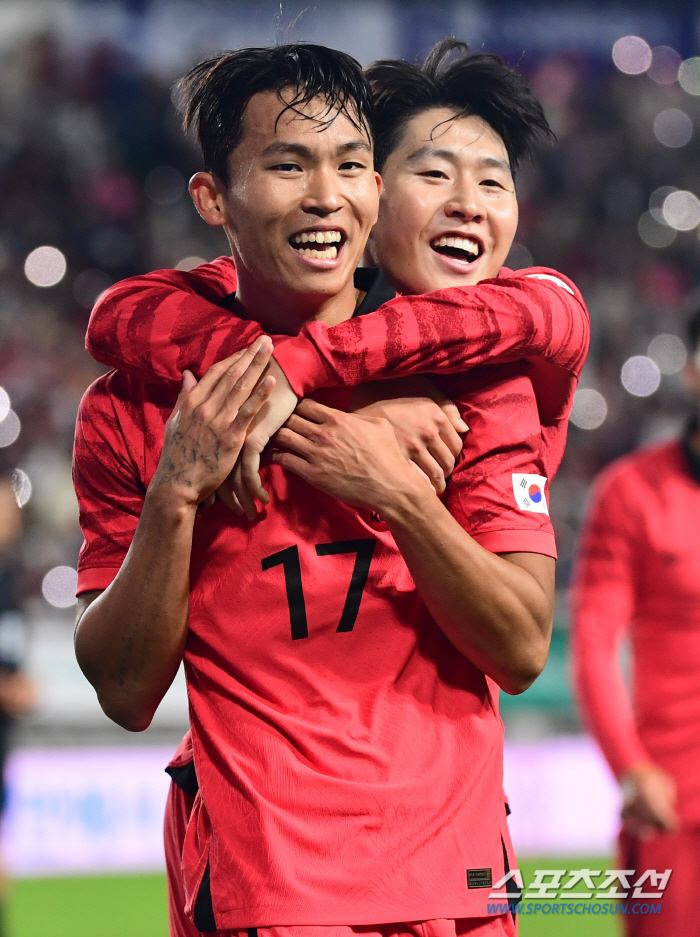 이적→부상→AG 金→A매치 3골→한 달 만에 PSG 복귀, 'KING' …